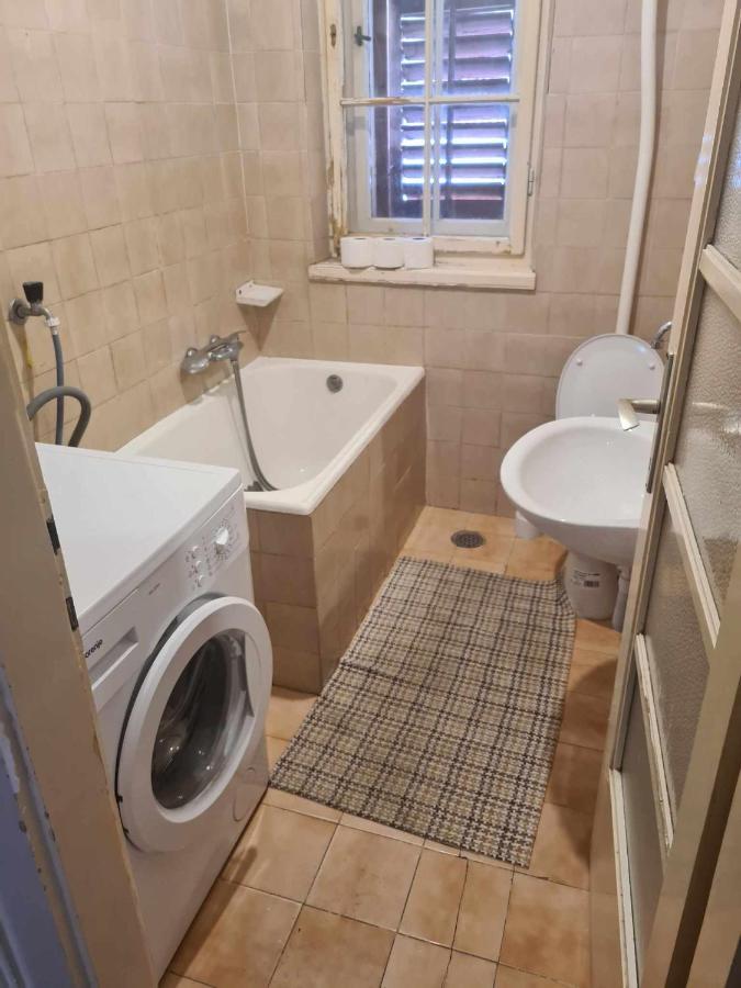 Rooms Mitnicka Split Buitenkant foto